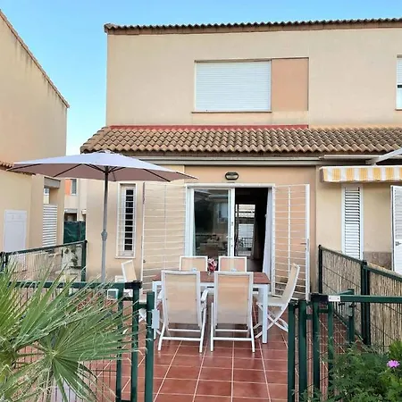 Residencial Vacacional Nova Oropesa Ref 016 * 奥罗佩萨德尔马