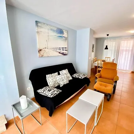 Residencial Vacacional Nova Oropesa Ref 016 * 奥罗佩萨德尔马